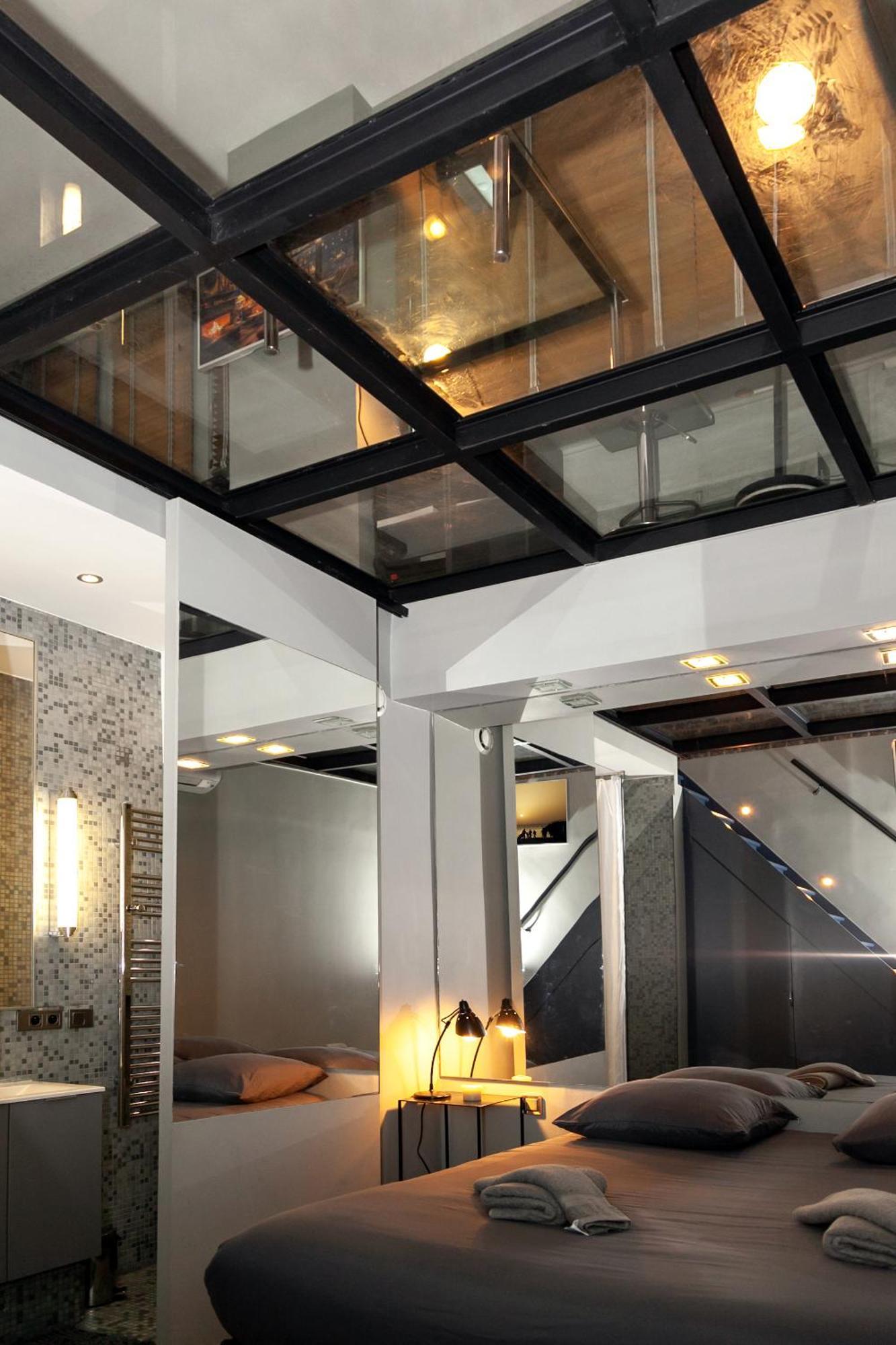 Loft Atypique Avec Terrasse, Calme Et Cosy Lägenhet Paris Exteriör bild